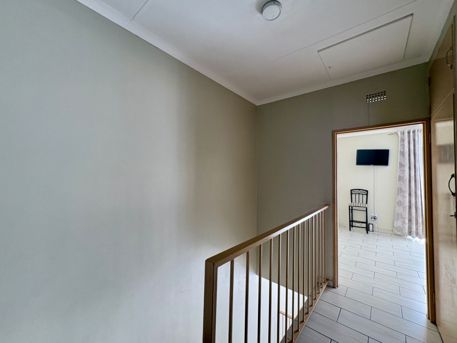 2 Bedroom Property for Sale in Dayanglen Gauteng
