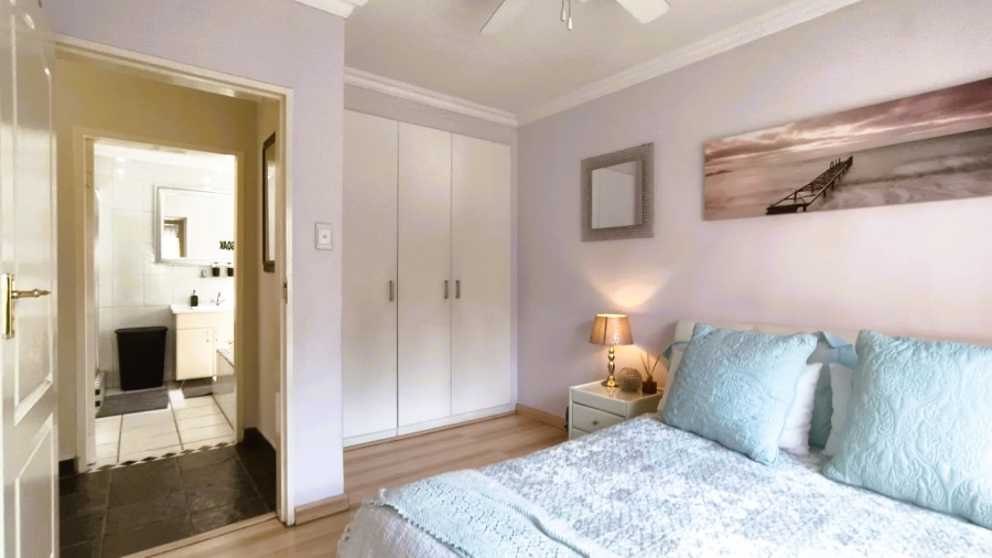 5 Bedroom Property for Sale in Brentwood Park Gauteng