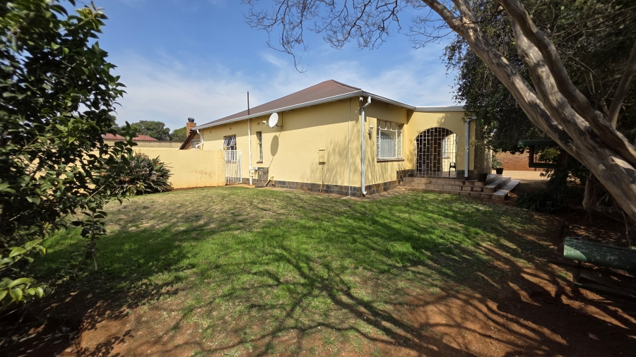 3 Bedroom Property for Sale in Brakpan Central Gauteng