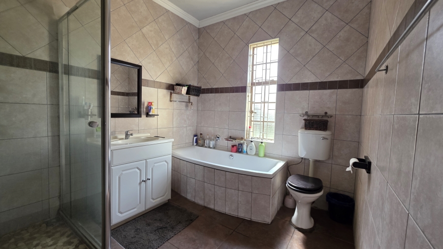3 Bedroom Property for Sale in Brakpan Central Gauteng