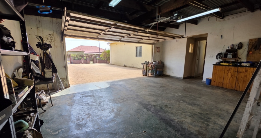 3 Bedroom Property for Sale in Brakpan Central Gauteng