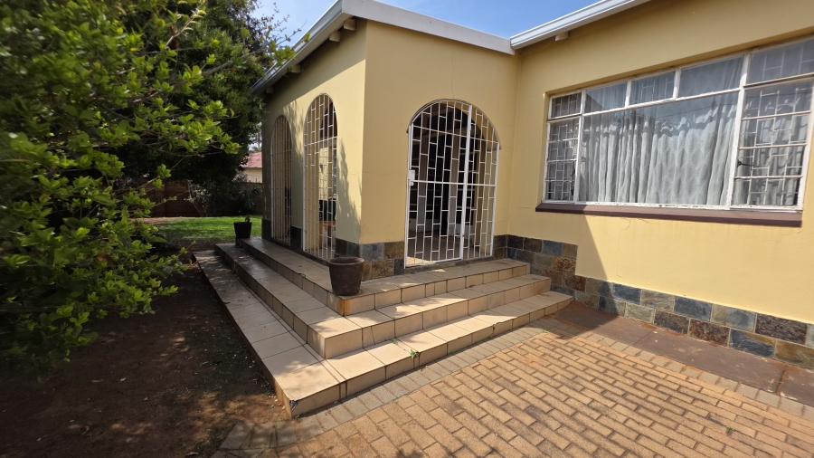 3 Bedroom Property for Sale in Brakpan Central Gauteng