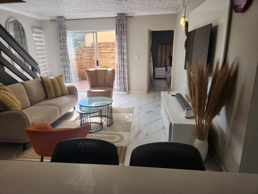 3 Bedroom Property for Sale in Glen Marais Gauteng