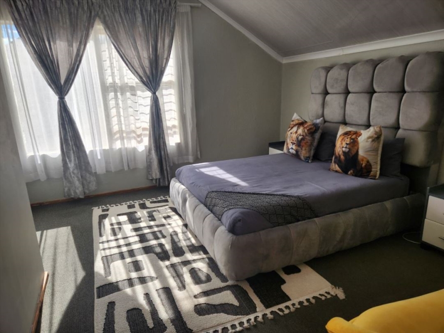 3 Bedroom Property for Sale in Glen Marais Gauteng