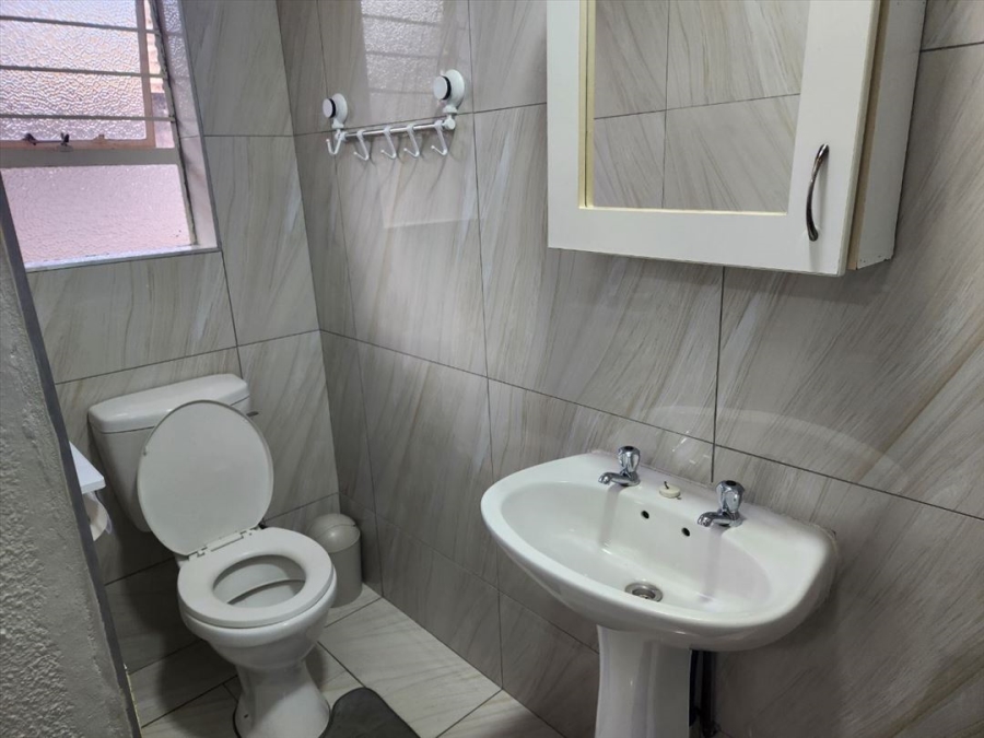 3 Bedroom Property for Sale in Glen Marais Gauteng