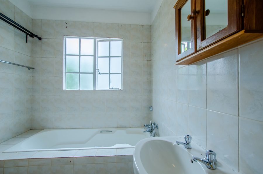 2 Bedroom Property for Sale in Rietvalleirand Gauteng