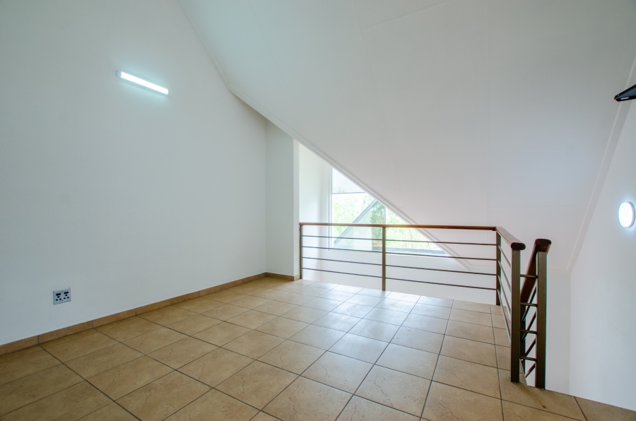 2 Bedroom Property for Sale in Rietvalleirand Gauteng