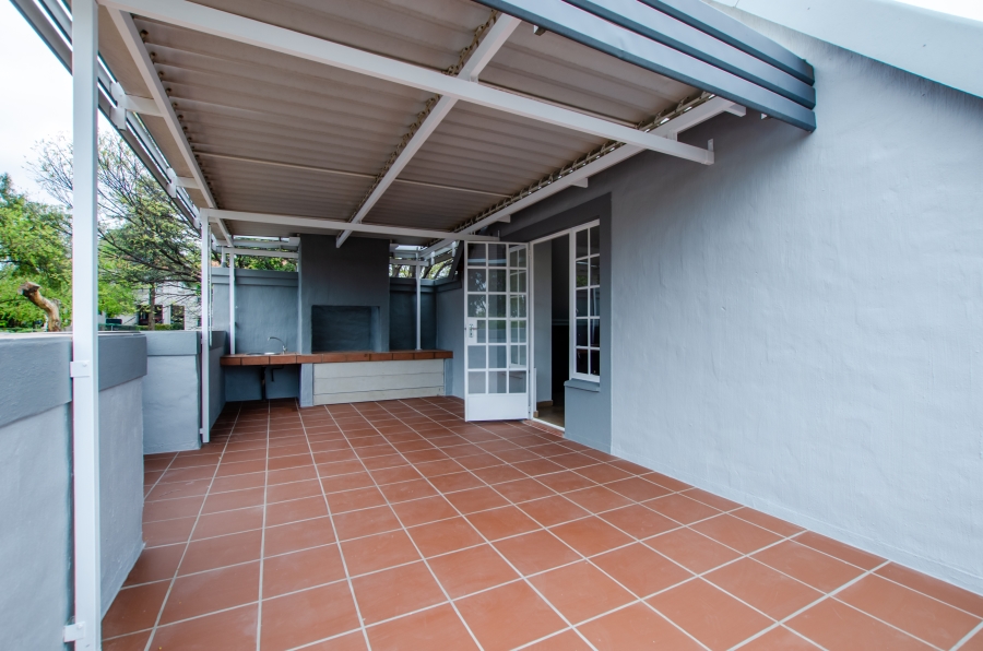 2 Bedroom Property for Sale in Rietvalleirand Gauteng