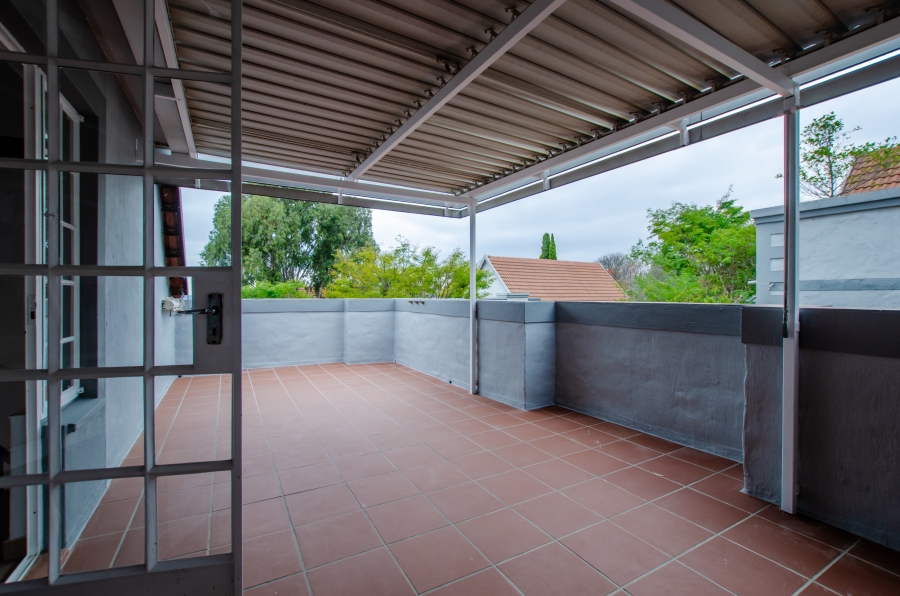 2 Bedroom Property for Sale in Rietvalleirand Gauteng