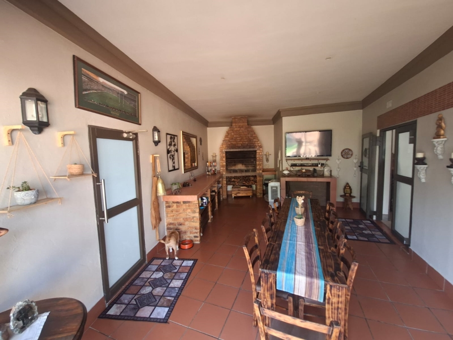 4 Bedroom Property for Sale in Aston Manor Gauteng