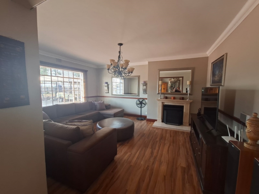 4 Bedroom Property for Sale in Aston Manor Gauteng