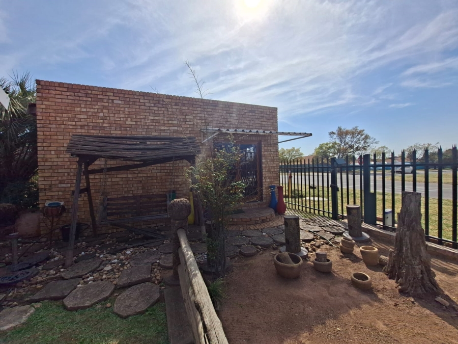 4 Bedroom Property for Sale in Van Dyk Park Gauteng