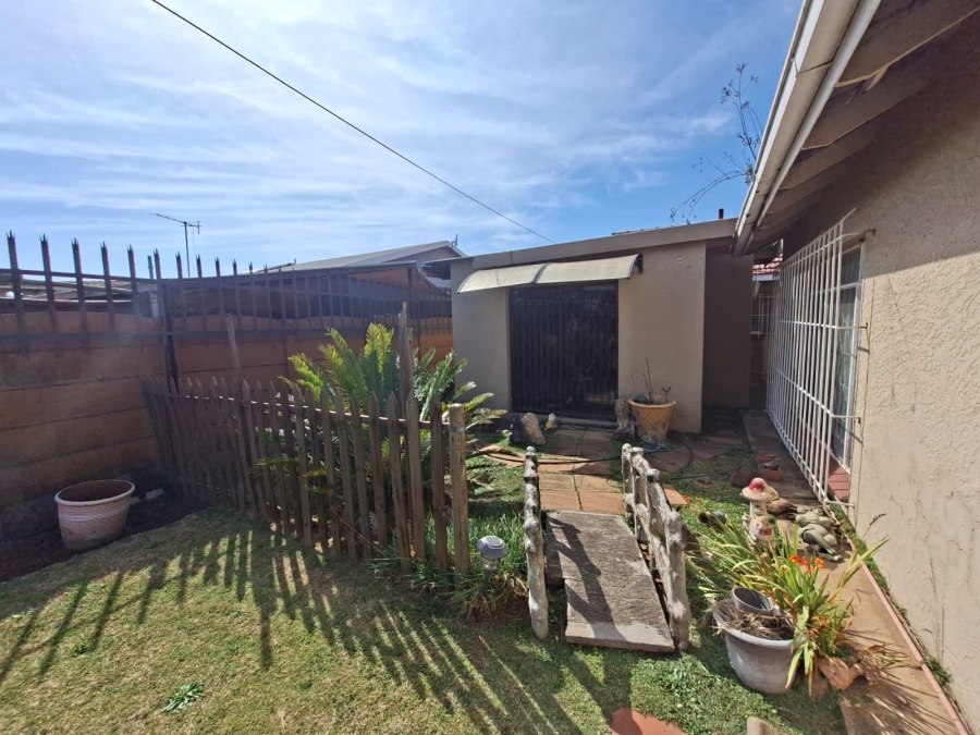 4 Bedroom Property for Sale in Van Dyk Park Gauteng