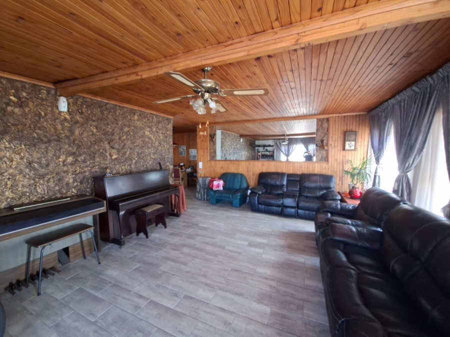 4 Bedroom Property for Sale in Van Dyk Park Gauteng