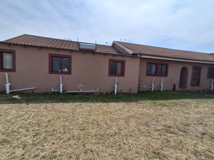 7 Bedroom Property for Sale in Bedworth Park Gauteng