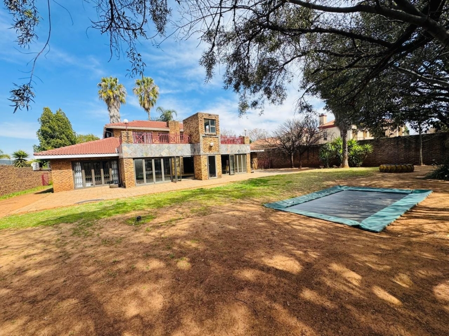 4 Bedroom Property for Sale in Vanderbijlpark SW 5 Gauteng