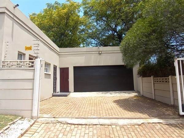 3 Bedroom Property for Sale in Croydon Gauteng