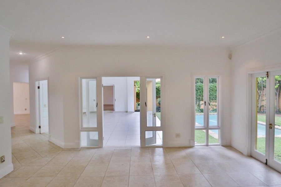 To Let 4 Bedroom Property for Rent in Sandhurst Gauteng