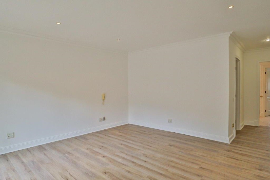 To Let 4 Bedroom Property for Rent in Sandhurst Gauteng