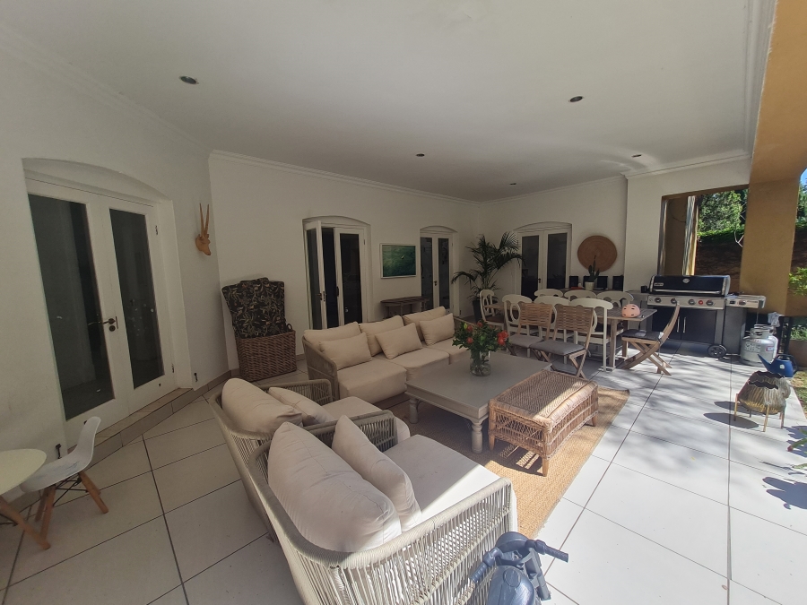 To Let 4 Bedroom Property for Rent in Sandhurst Gauteng