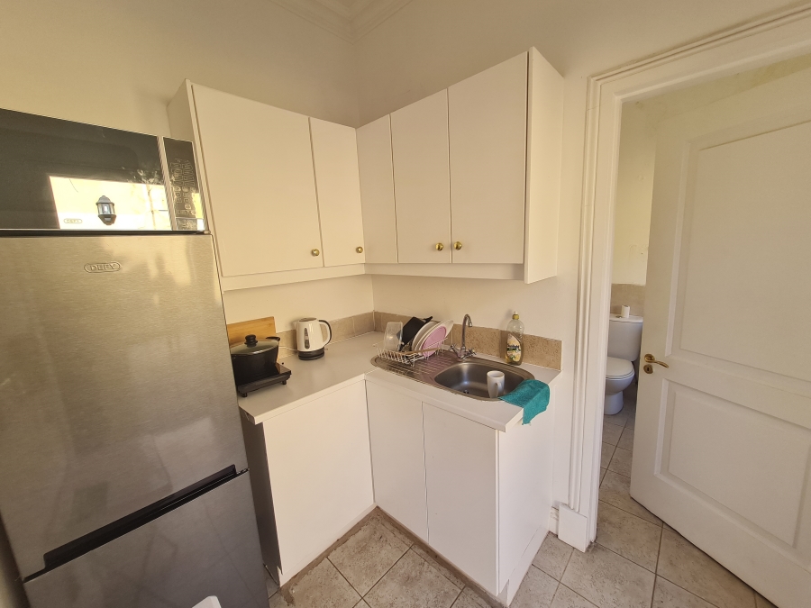 To Let 4 Bedroom Property for Rent in Sandhurst Gauteng