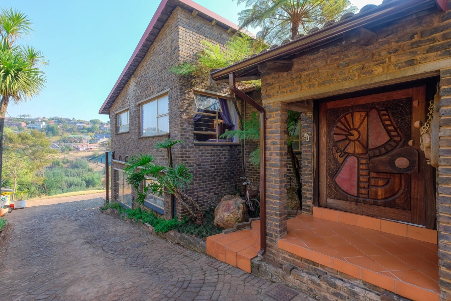 3 Bedroom Property for Sale in Kenmare Gauteng