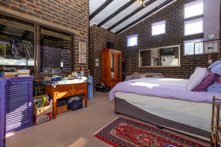 3 Bedroom Property for Sale in Kenmare Gauteng