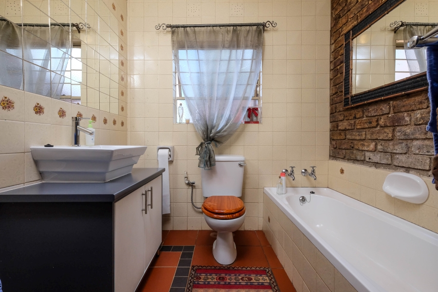 3 Bedroom Property for Sale in Kenmare Gauteng