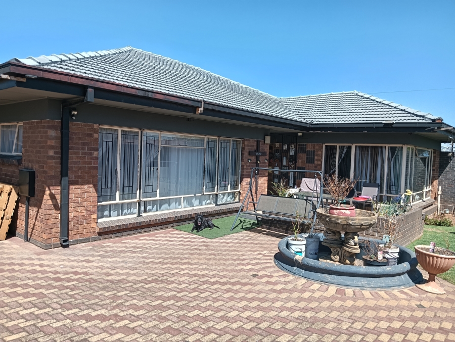 3 Bedroom Property for Sale in Quellerie Park Gauteng