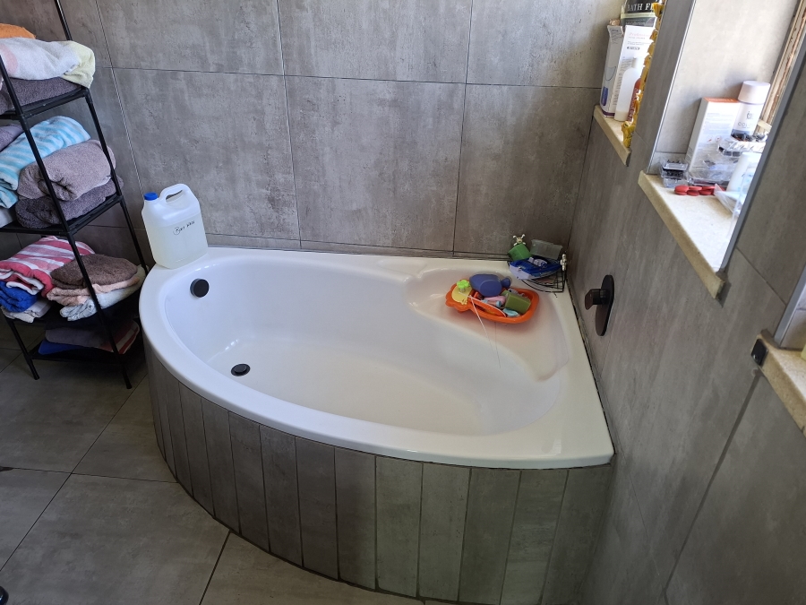 3 Bedroom Property for Sale in Quellerie Park Gauteng