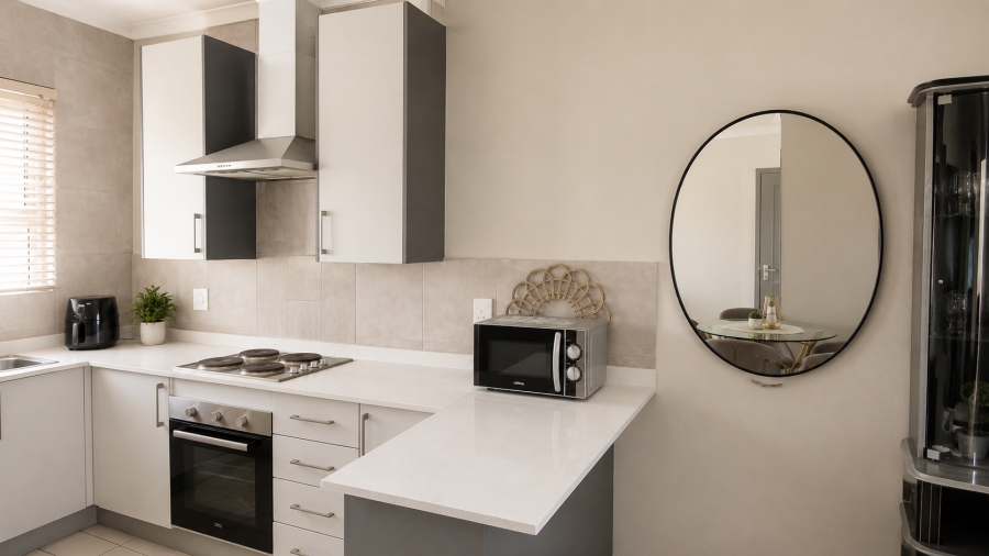 2 Bedroom Property for Sale in Witpoortjie Gauteng