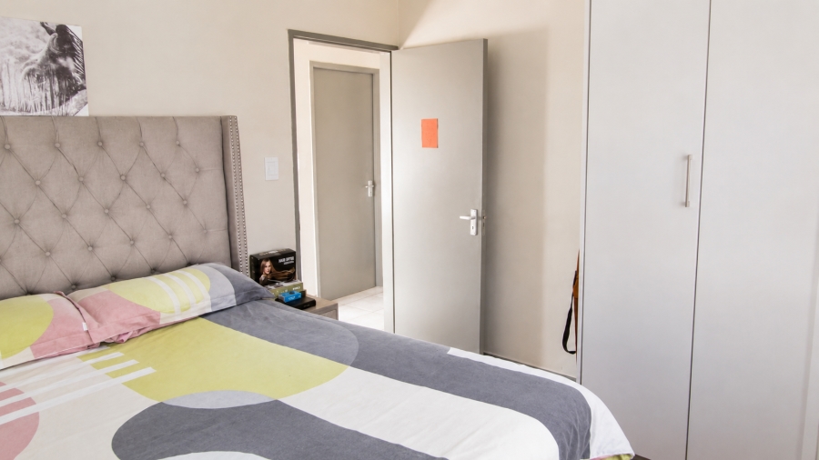 2 Bedroom Property for Sale in Witpoortjie Gauteng
