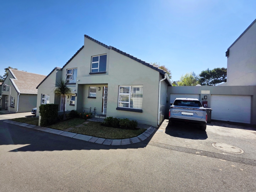 2 Bedroom Property for Sale in Ferndale Gauteng