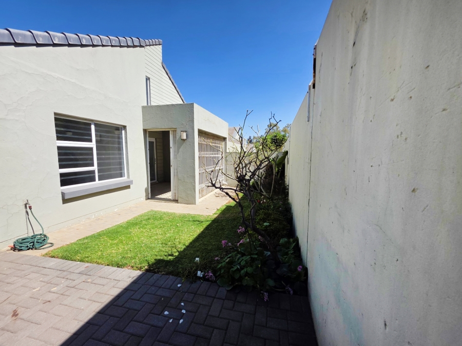 2 Bedroom Property for Sale in Ferndale Gauteng