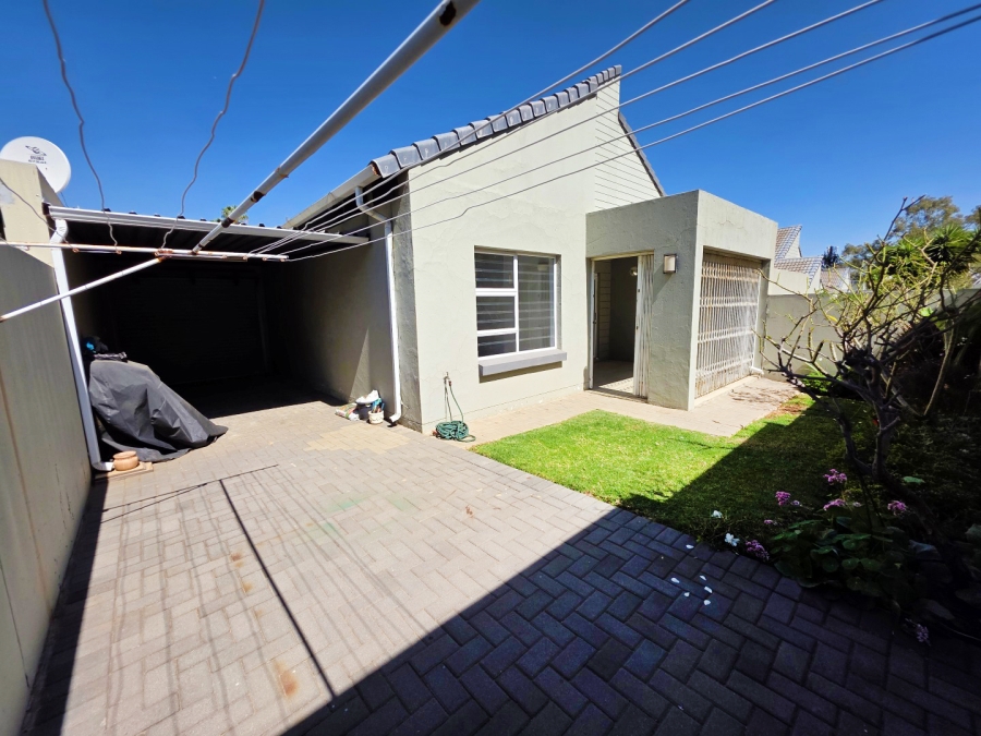 2 Bedroom Property for Sale in Ferndale Gauteng
