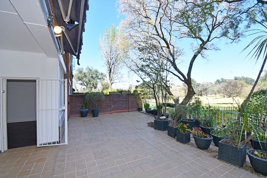To Let 3 Bedroom Property for Rent in Eltonhill Gauteng