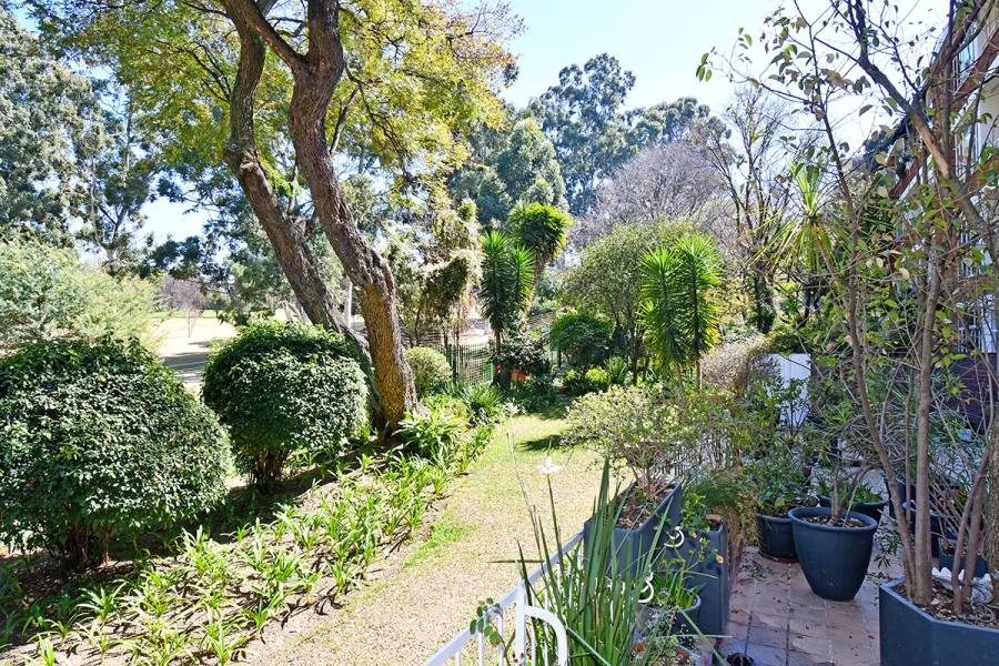 To Let 3 Bedroom Property for Rent in Eltonhill Gauteng