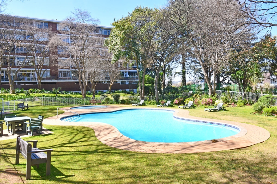 To Let 3 Bedroom Property for Rent in Eltonhill Gauteng