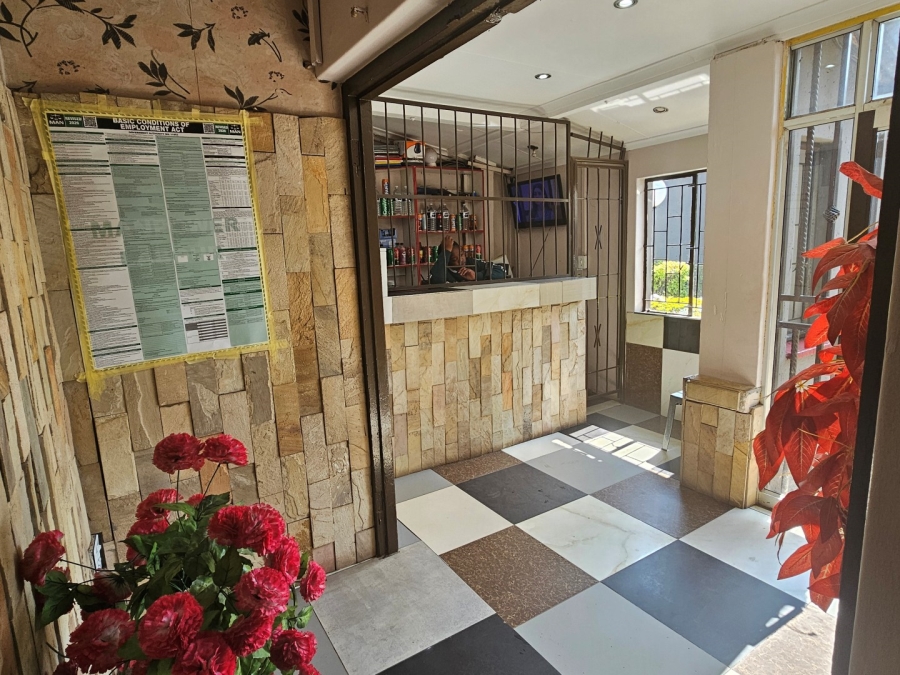 23 Bedroom Property for Sale in Bellevue Gauteng