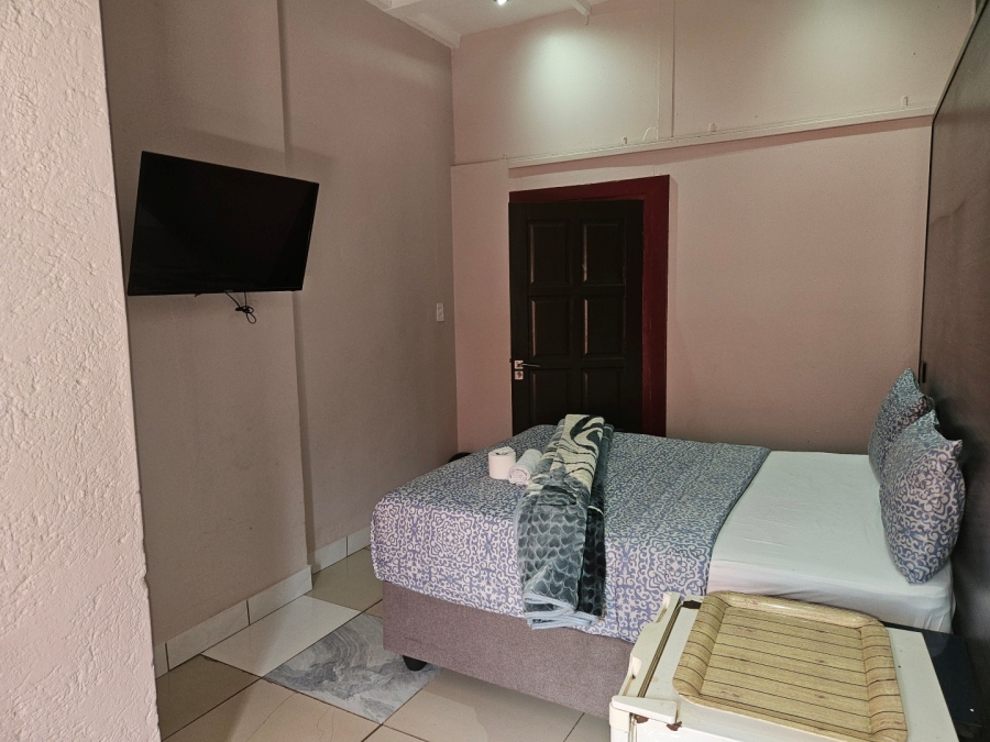 23 Bedroom Property for Sale in Bellevue Gauteng