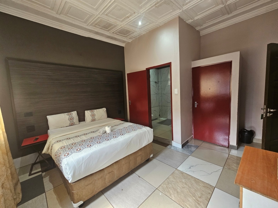 23 Bedroom Property for Sale in Bellevue Gauteng
