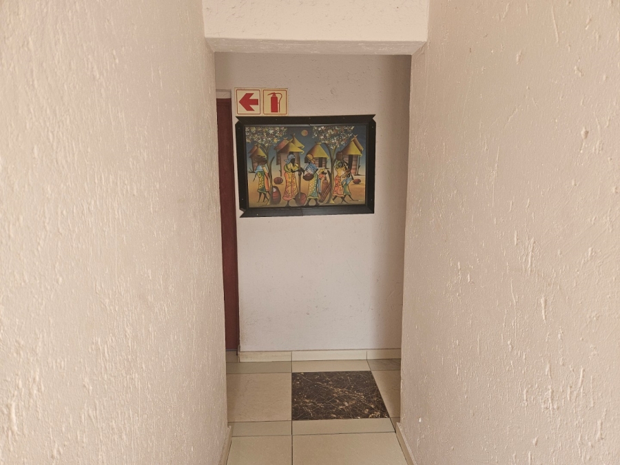 23 Bedroom Property for Sale in Bellevue Gauteng