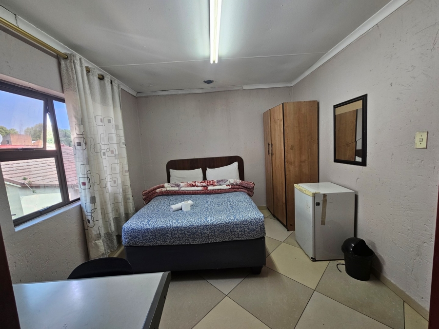 23 Bedroom Property for Sale in Bellevue Gauteng