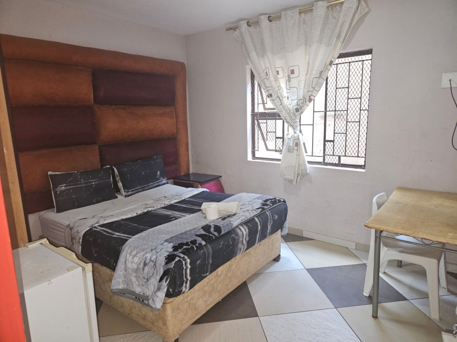 23 Bedroom Property for Sale in Bellevue Gauteng