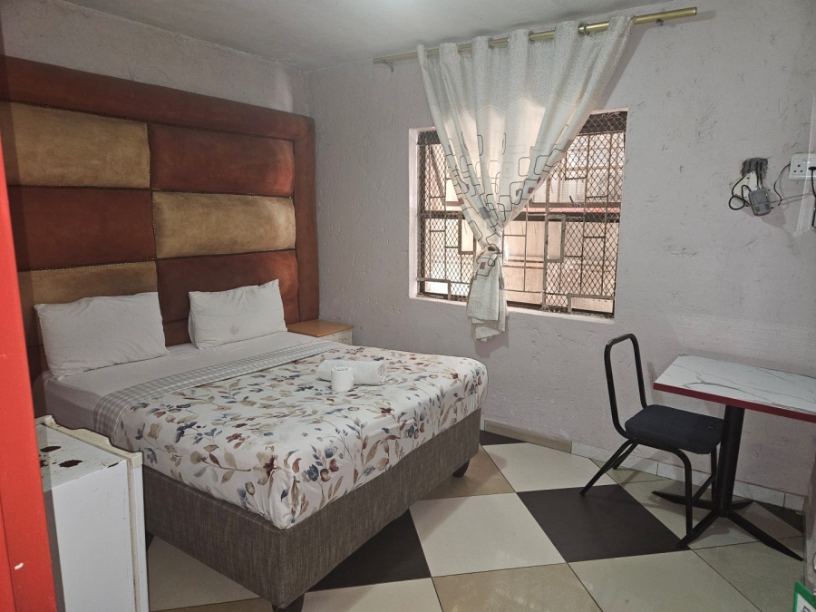 23 Bedroom Property for Sale in Bellevue Gauteng
