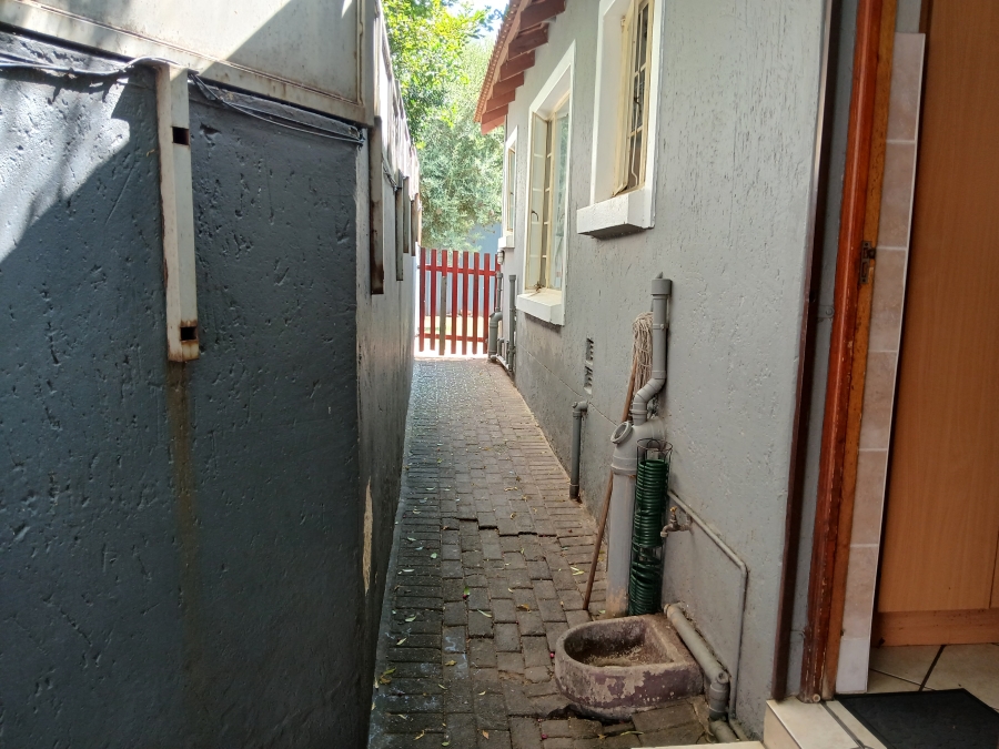 To Let 3 Bedroom Property for Rent in Bellairspark Gauteng
