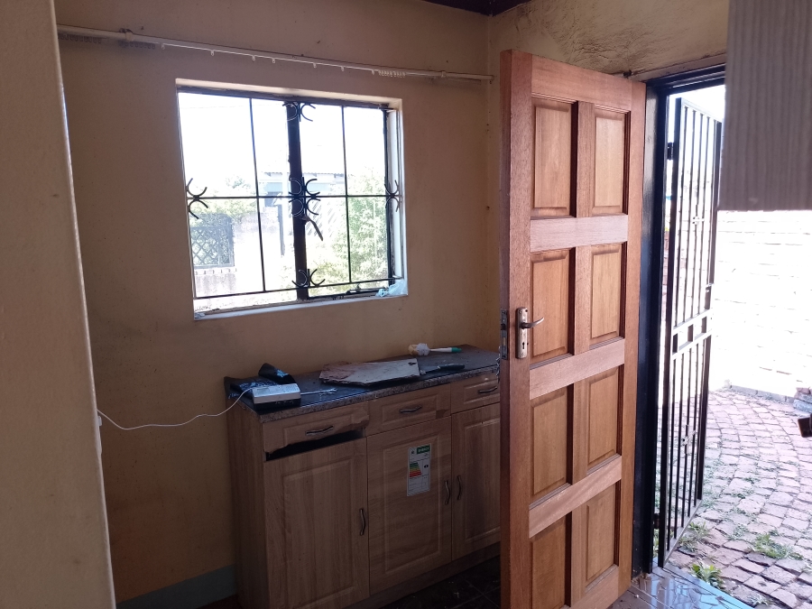 2 Bedroom Property for Sale in Mamelodi East Gauteng