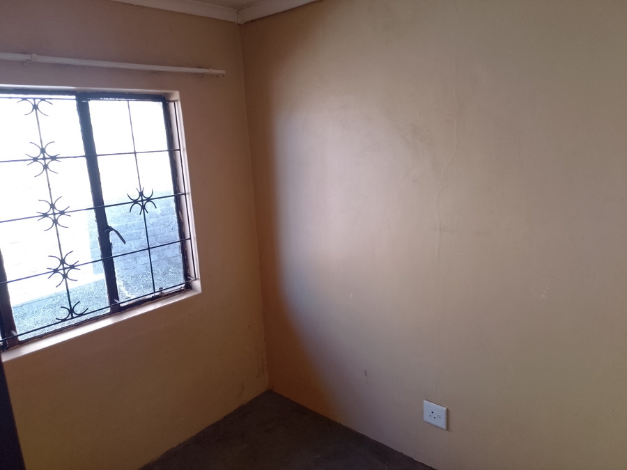 2 Bedroom Property for Sale in Mamelodi East Gauteng