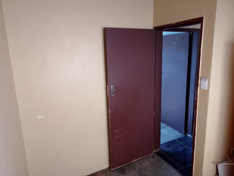 2 Bedroom Property for Sale in Mamelodi East Gauteng