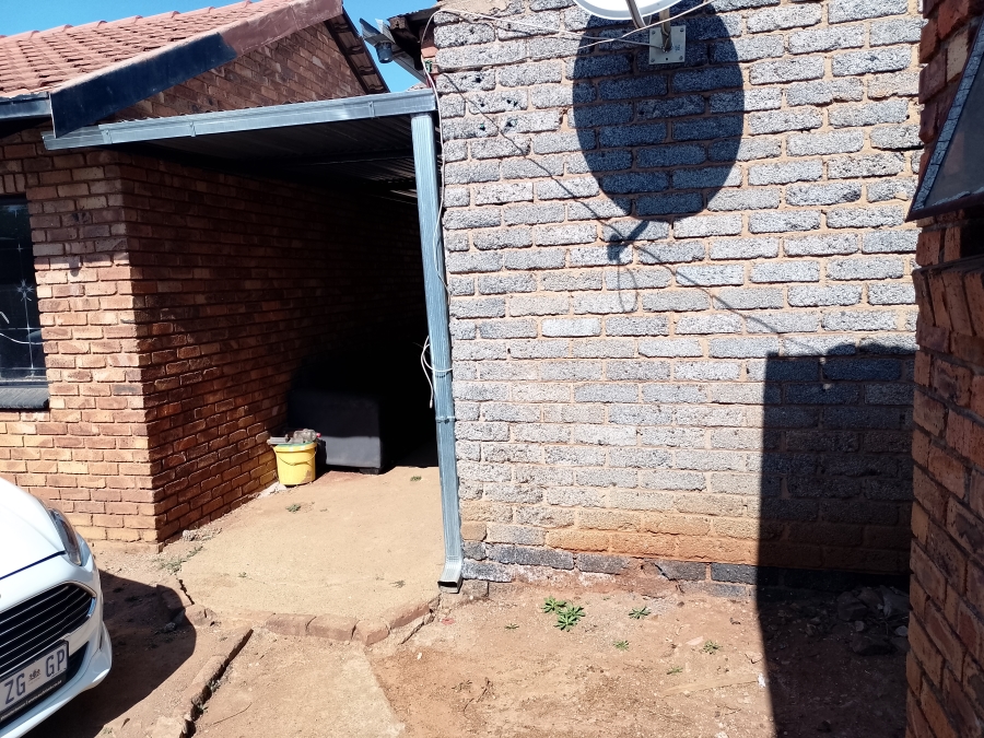 2 Bedroom Property for Sale in Mamelodi East Gauteng